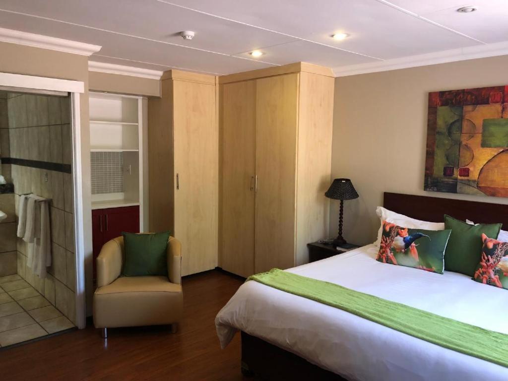 314 On Clark Guest House Pretoria-Noord Esterno foto