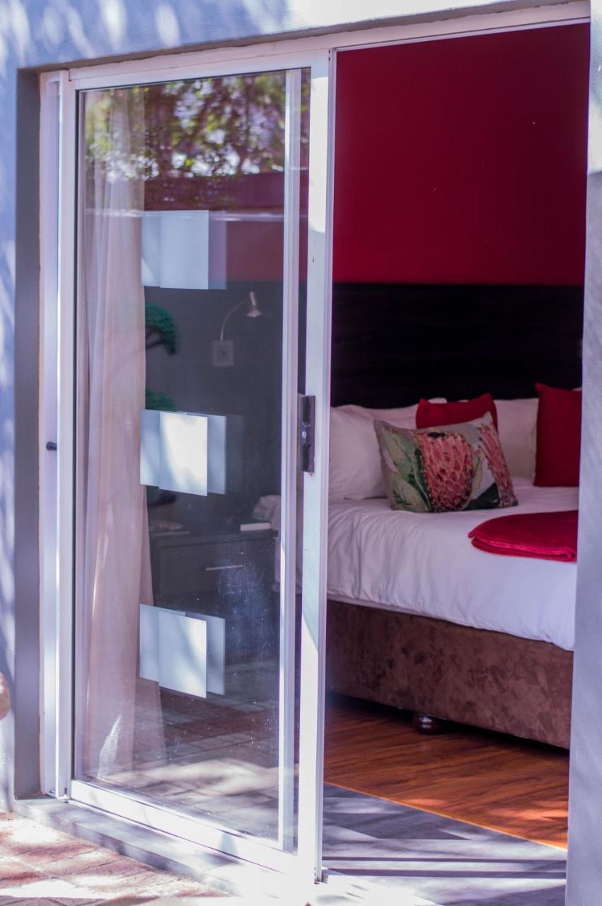 314 On Clark Guest House Pretoria-Noord Esterno foto