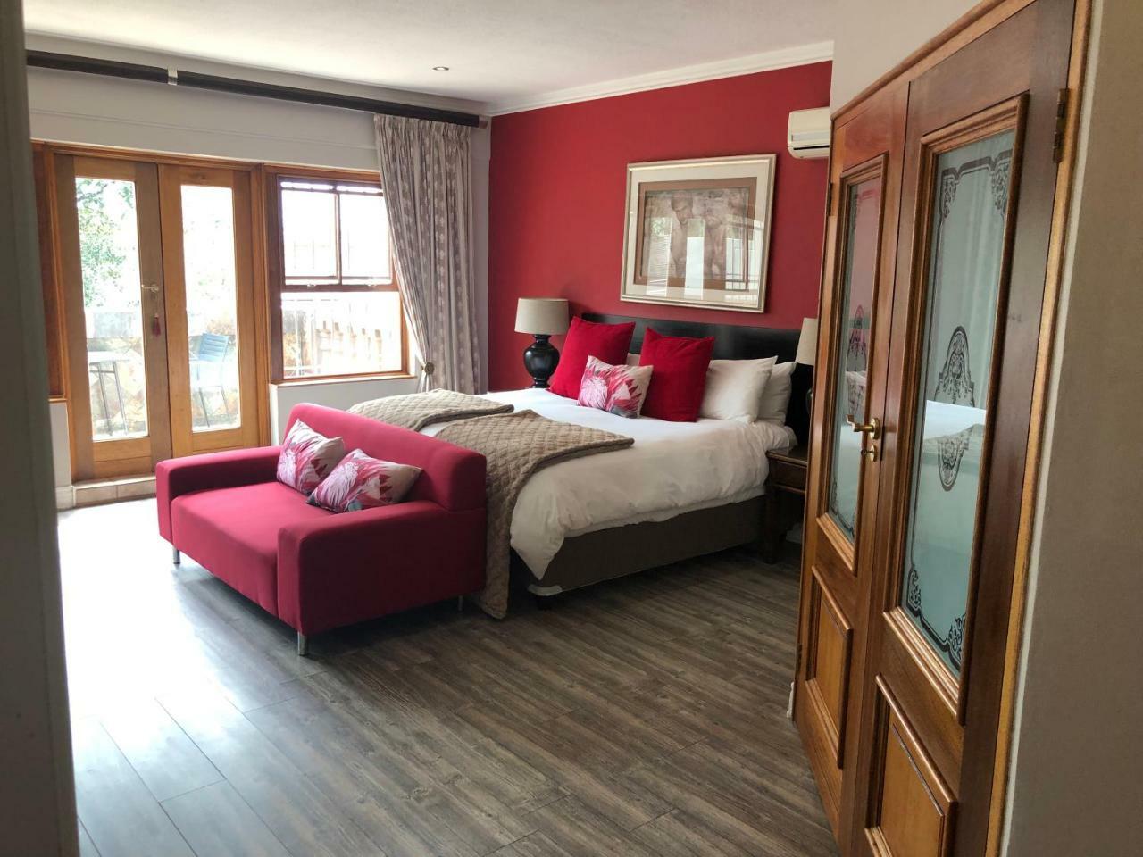 314 On Clark Guest House Pretoria-Noord Esterno foto